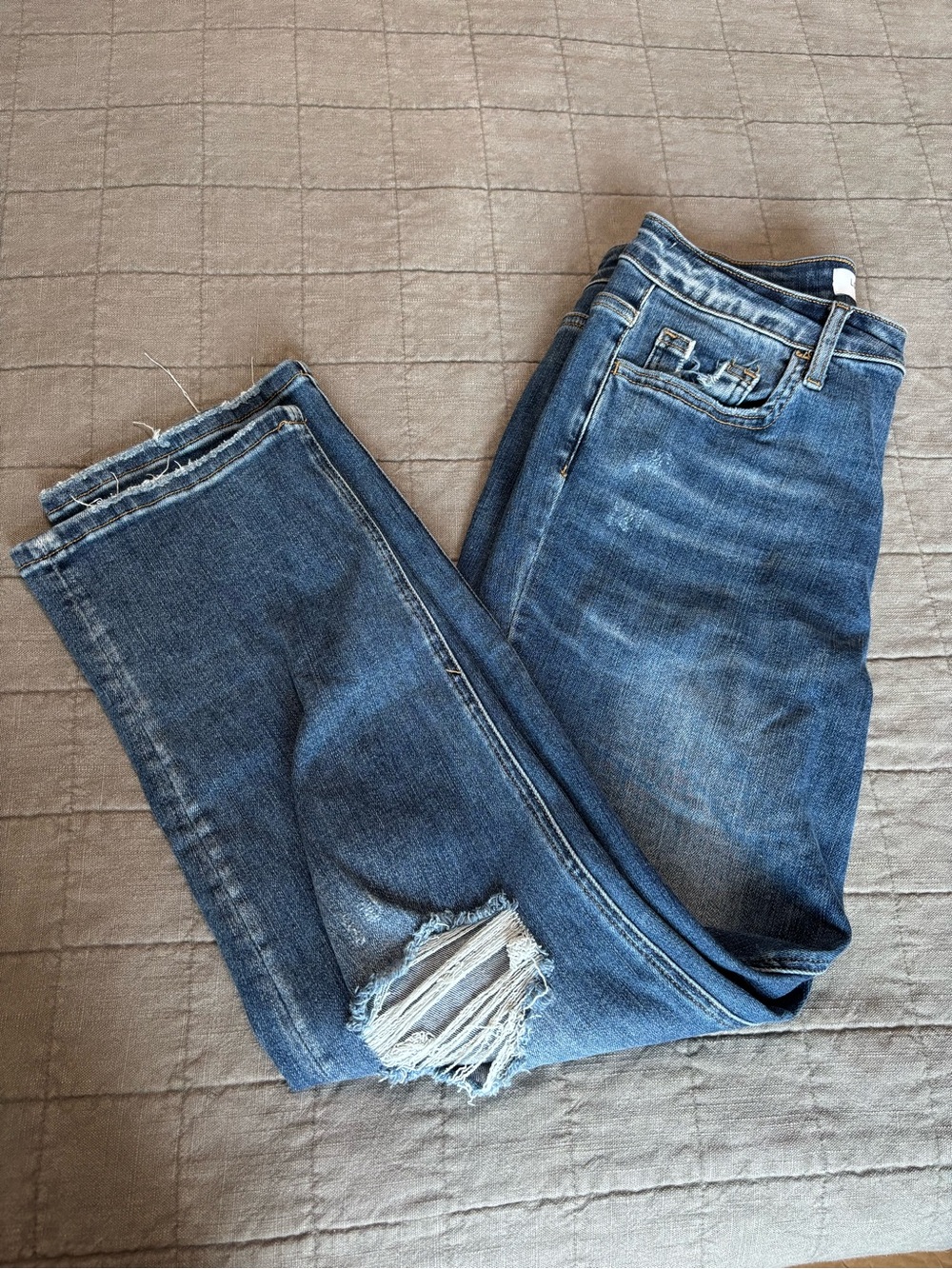 Lovervet by Vervet Women's Straight Leg Distressed Blue Jeans